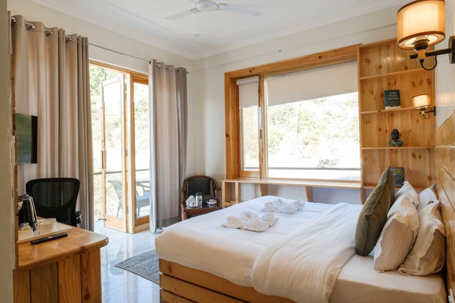 AC Rooms With a Private Balcony in Shepherds of Dharamshala