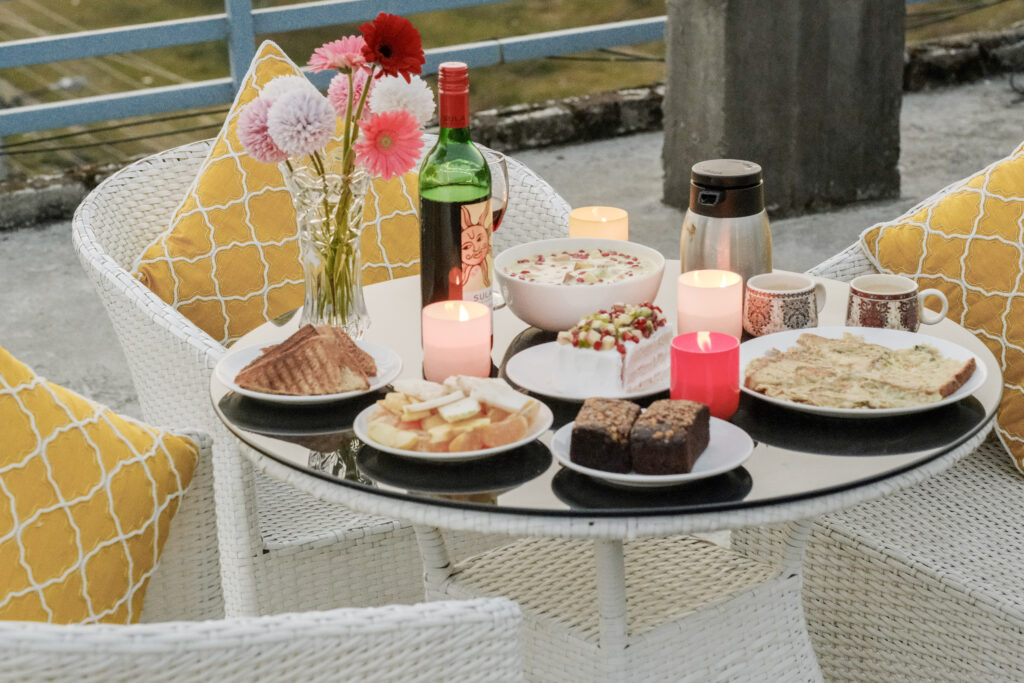 private villa in Dharamshala with a private chef